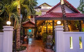 River Retreat Boutique Hotel