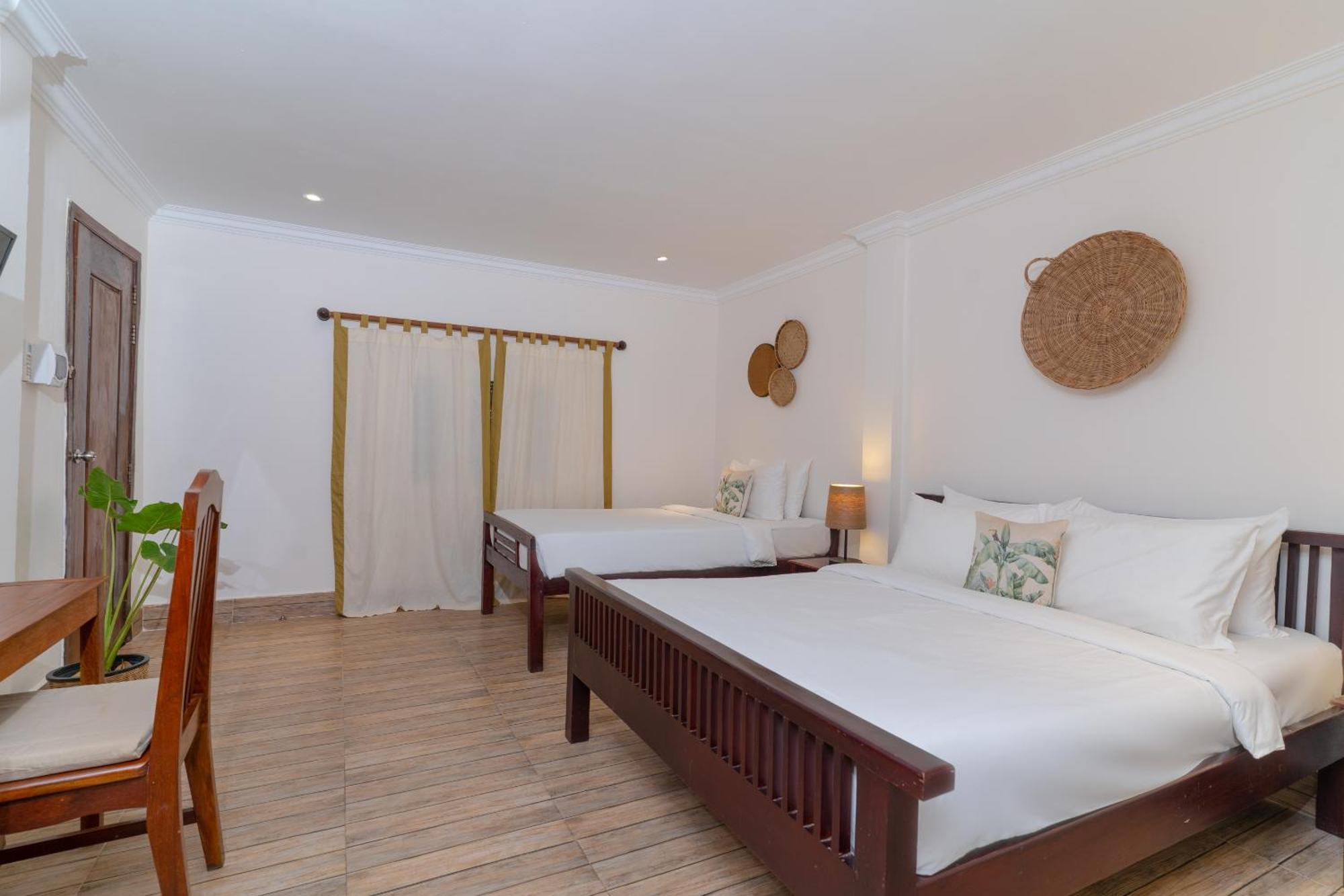 River Retreat Boutique Hotel Siem Reap Room photo